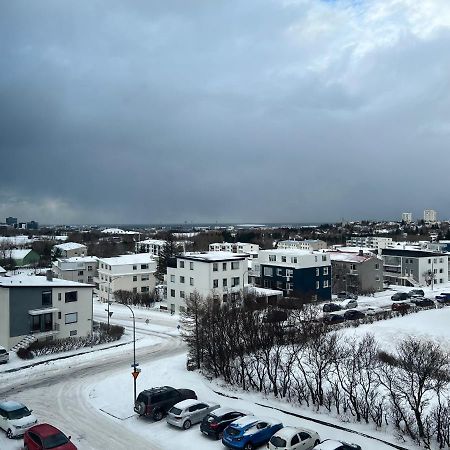 Jm Homestay - A Cozy Two Bedroom Apartment Reykjavik Exterior photo