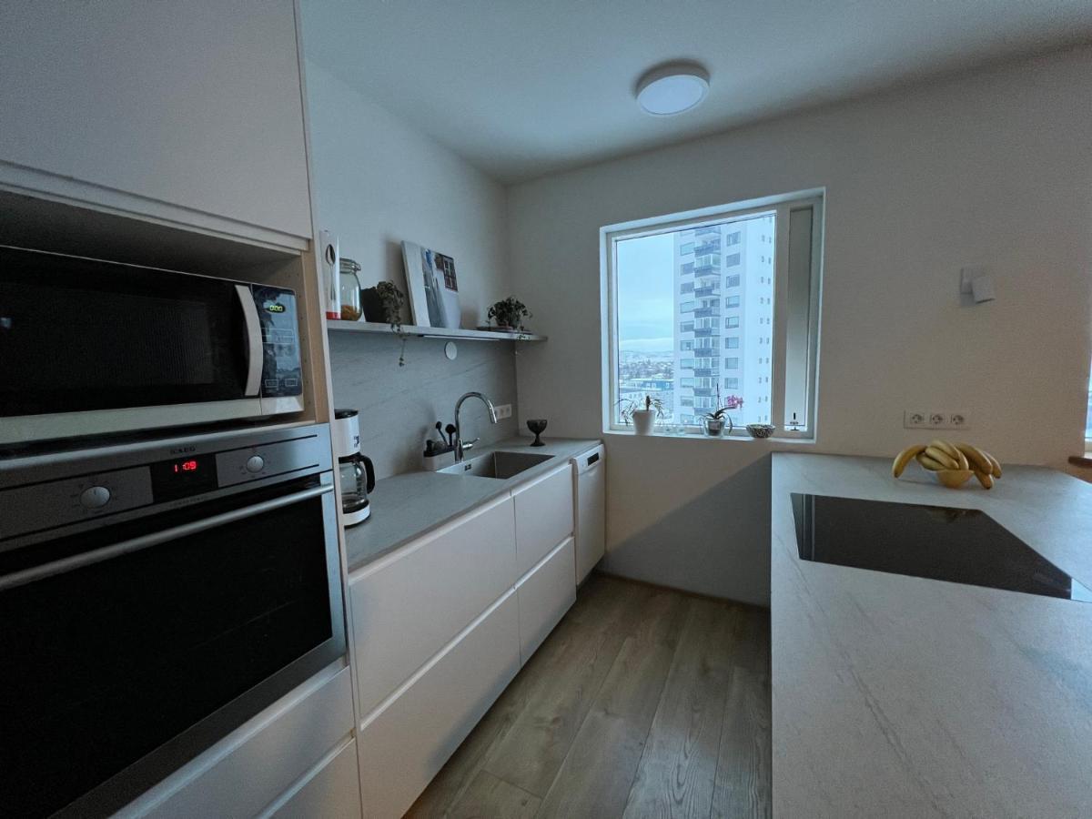 Jm Homestay - A Cozy Two Bedroom Apartment Reykjavik Exterior photo
