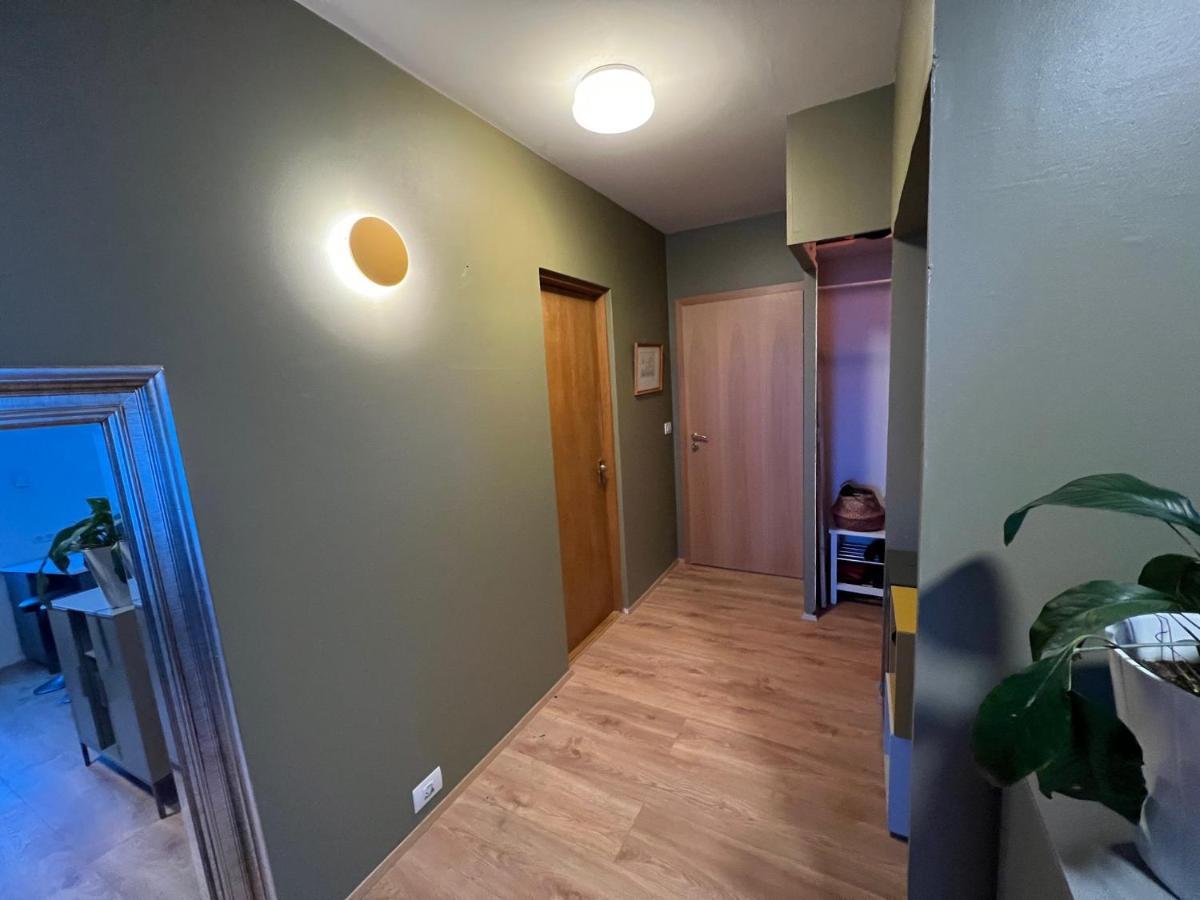 Jm Homestay - A Cozy Two Bedroom Apartment Reykjavik Exterior photo
