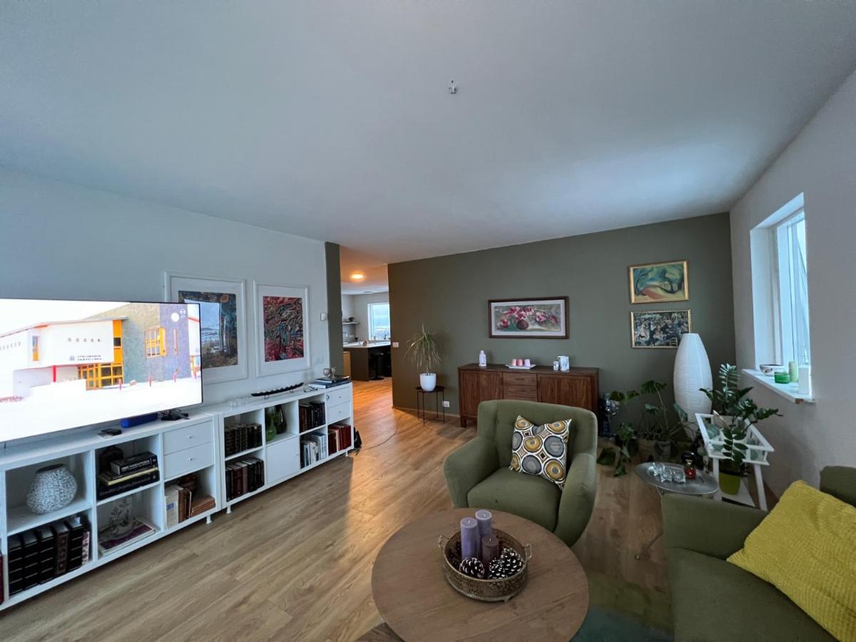 Jm Homestay - A Cozy Two Bedroom Apartment Reykjavik Exterior photo